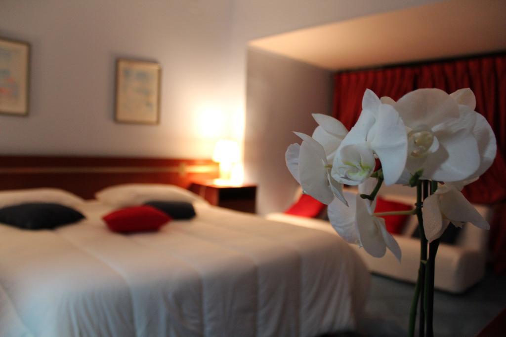 Puntaquattroventi Hotel Ercolano Buitenkant foto