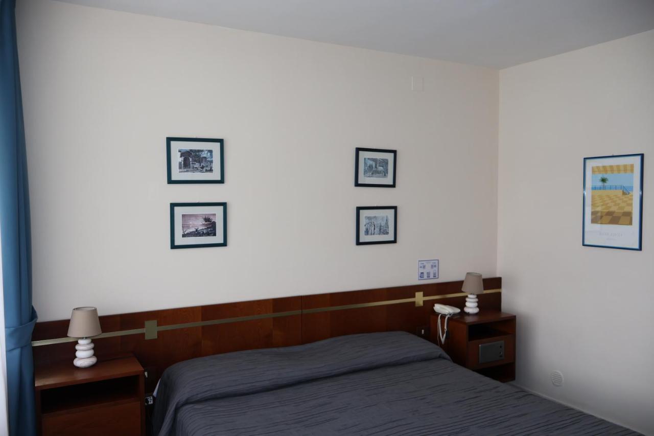 Puntaquattroventi Hotel Ercolano Buitenkant foto