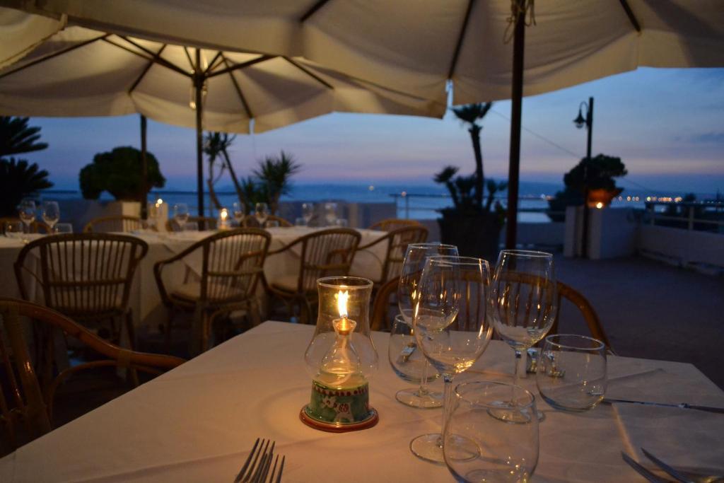 Puntaquattroventi Hotel Ercolano Buitenkant foto