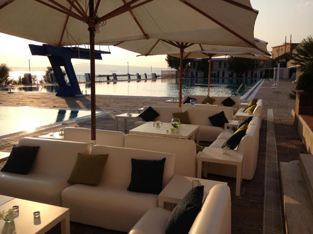 Puntaquattroventi Hotel Ercolano Buitenkant foto